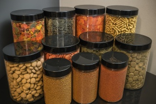 Kompletny zestaw pokarmów PREMIUM dla ryb akwariowych 11w1